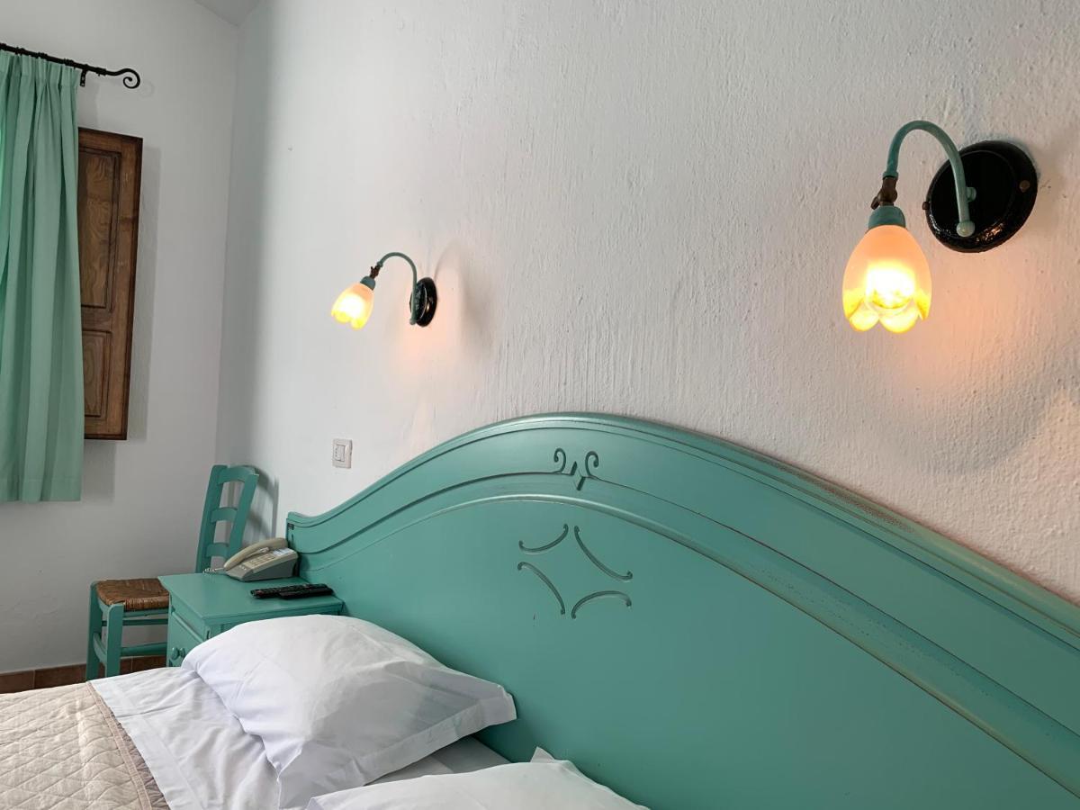 Cort'E Nastasj Hotel แตร์เตนิอา ภายนอก รูปภาพ